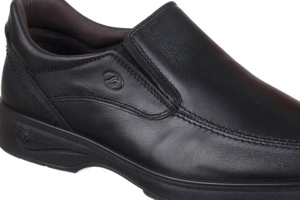 Zapatos cómodos Luisetti 37700ST de color negro