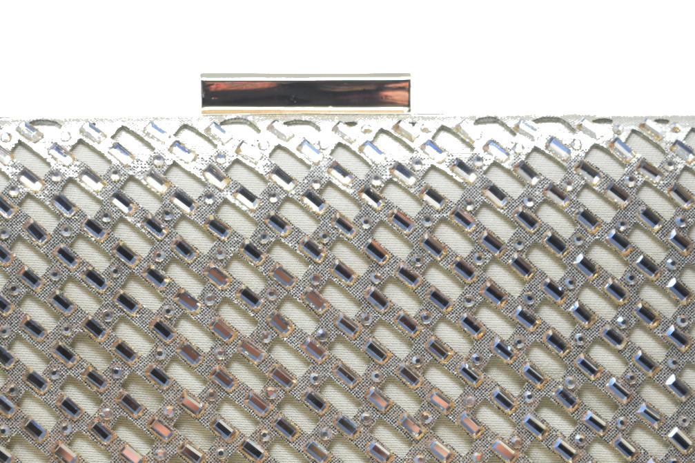 Cartera de Fiesta Oro Menbur AMB51  con Cadena Extraíble