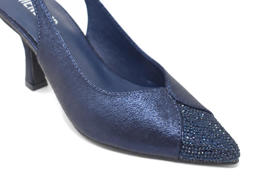 Zapatos de tacón de fiesta Menbur destalonados azul marino con pedrería