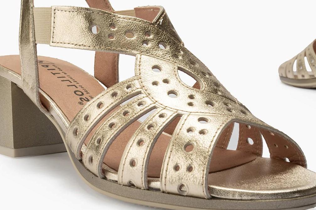 Sandalias con tacón Pitillos 10530 en oro para mujer