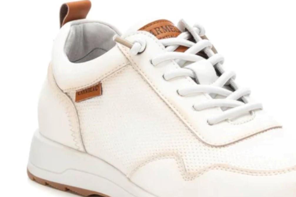 Zapatillas deportivas Carmela 162152 en blanco para mujer