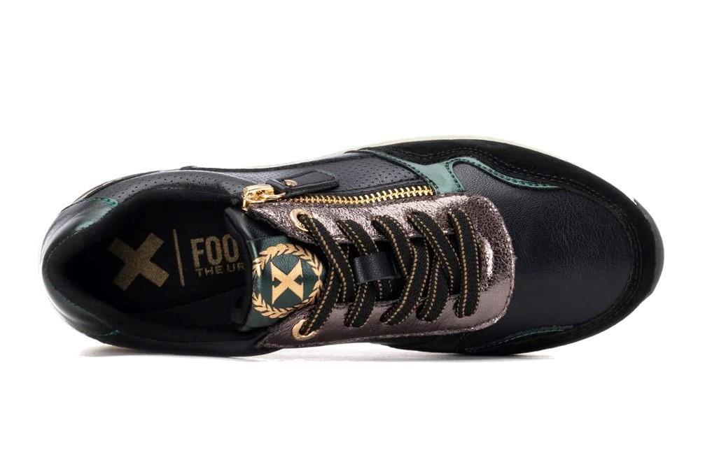 Zapatillas deportivas  XTI 144218 en negro