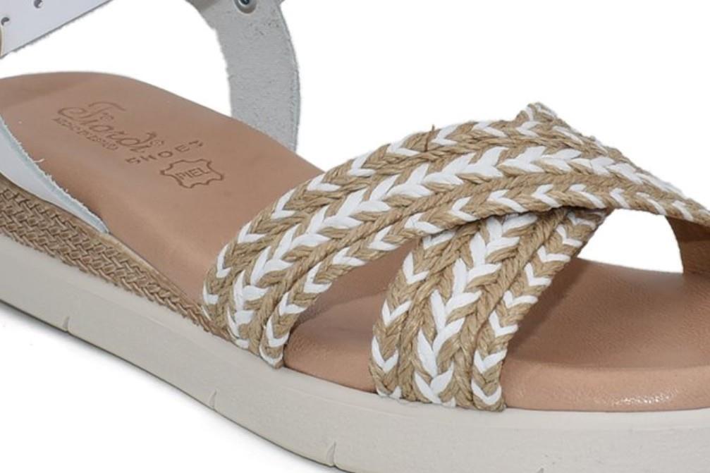 Sandalias con cuña Fiordi 401 en blanco para mujer