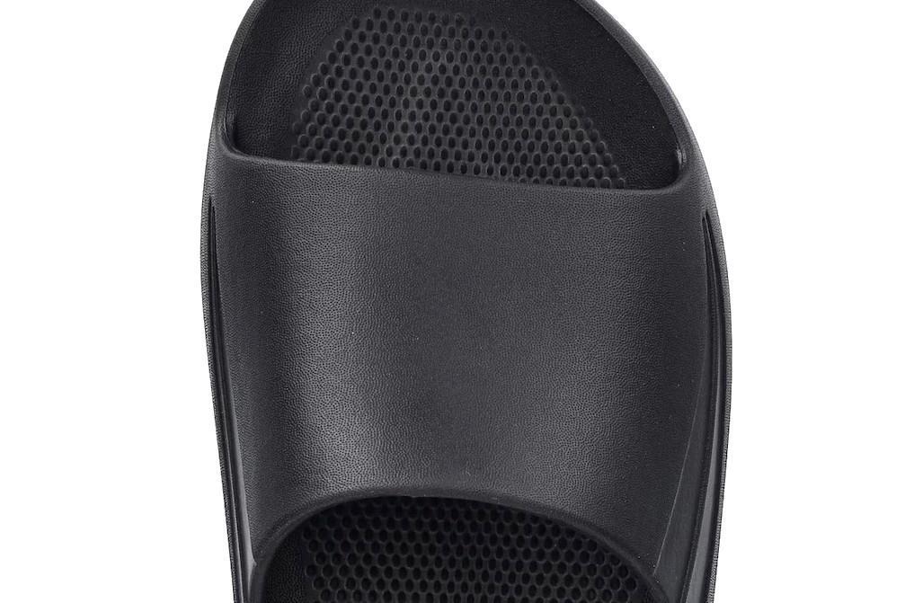 Chanclas Fila Off-Crt Slide FFM0305 en negro