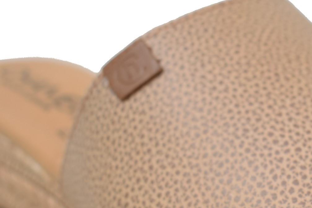 Zueco Chamby 251 en taupe para mujer