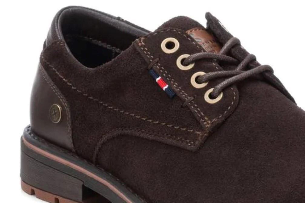 Zapatos con cordones XTI 143218 en marrón