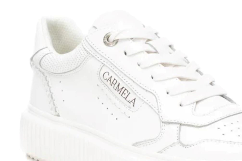 Zapatillas deportivas Carmela 162294 en blanco para mujer