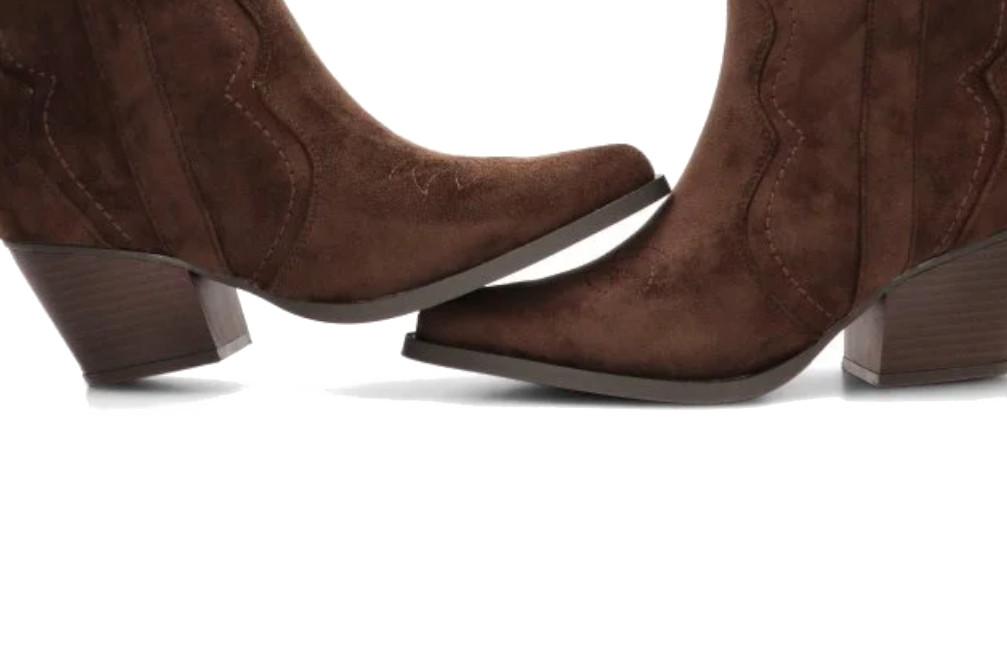 Botas cowboy Etika Martina 110564 café con detalle zigzag