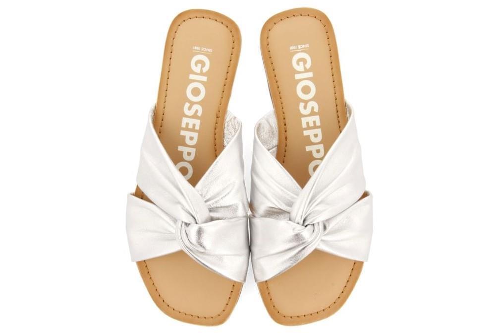 Sandalias planas Gioseppo Agira 72049 plata para mujer