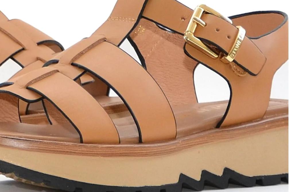 Sandalia de Plataforma Stonefly 223847 049 Dark Tan Camel para Mujer | Comodidad, Estilo y Altura