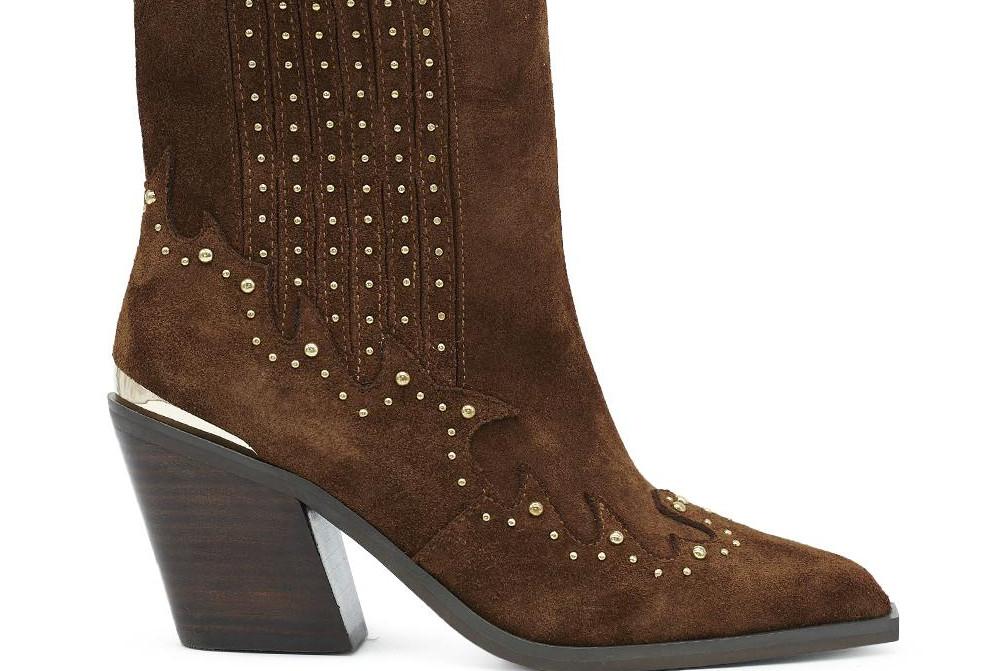 Botines cowboy Alma en Pena I2552606 en color camel