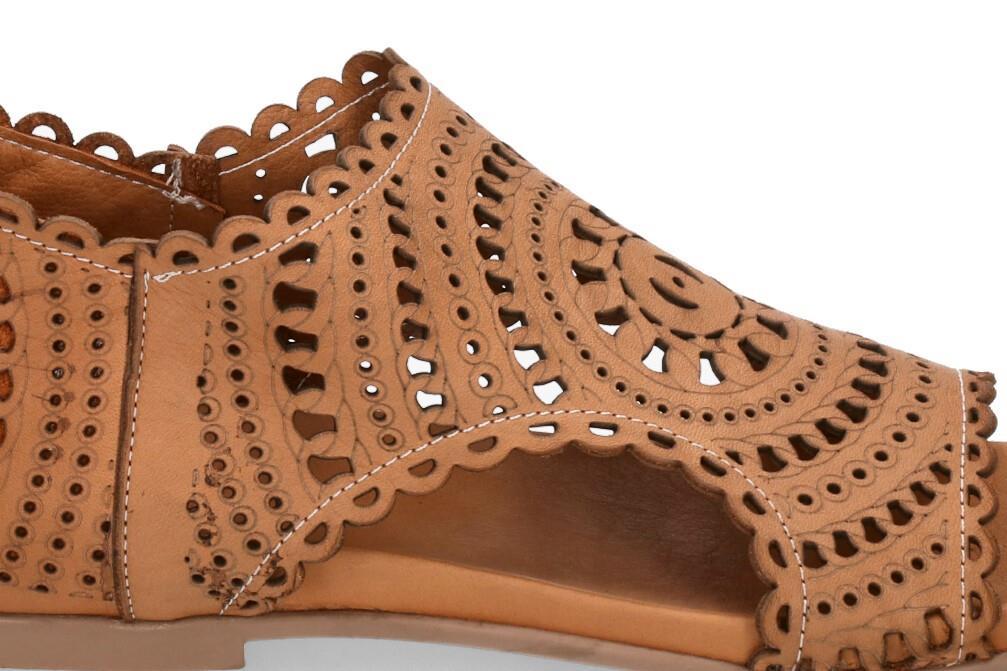 Sandalias planas abotinadas Top 3 Shoes SR25458 en cuero