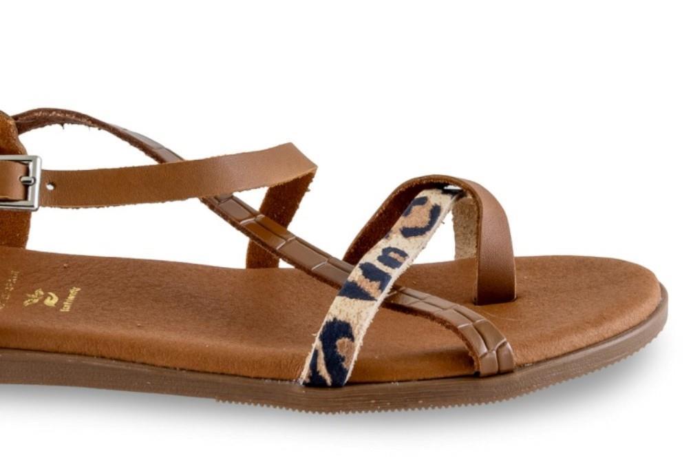 Sandalias planas Oh! My Sandals 5556 en cuero para mujer