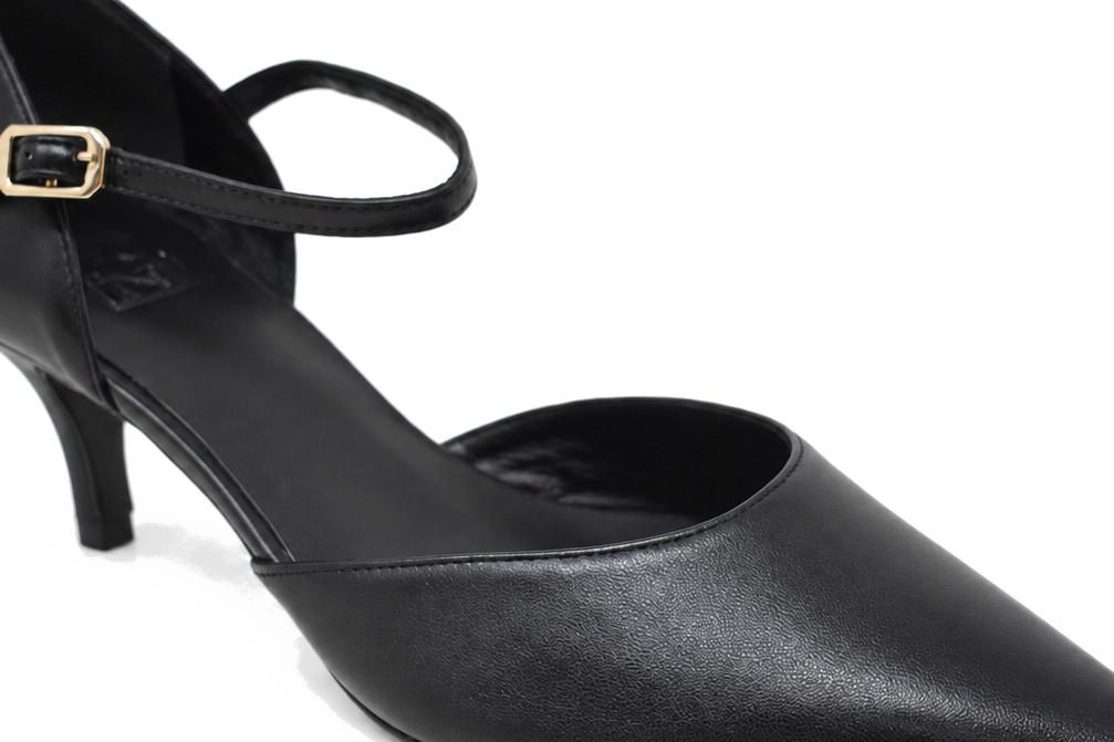 Zapatos de fiesta Joni de mujer en napa negra con pulsera y tacón kitten de 6 cm