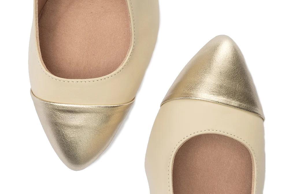 Zapatos de tacón destalonados Pitillos 10523 en oro