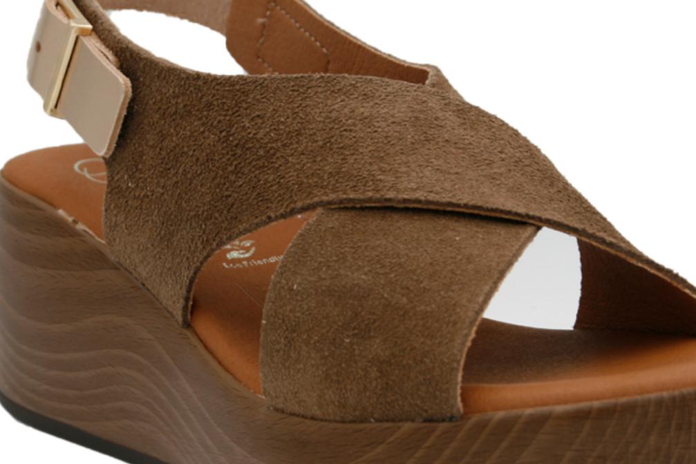 Sandalias con cuñas Oh! My Sandals 6039 Lodo para mujer de piel