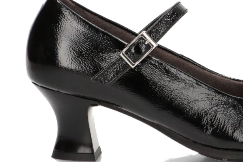Zapatos de tacón Pitillos 10851 en negro