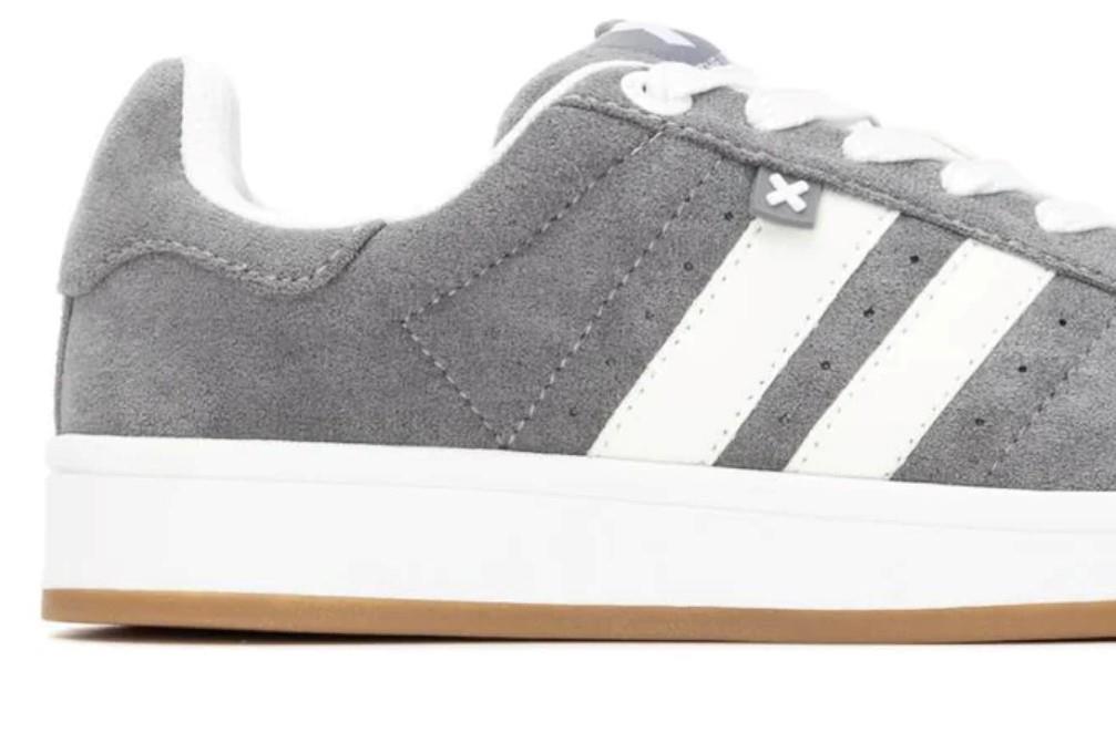 Zapatillas deportivas planas XTI 144545 en color gris