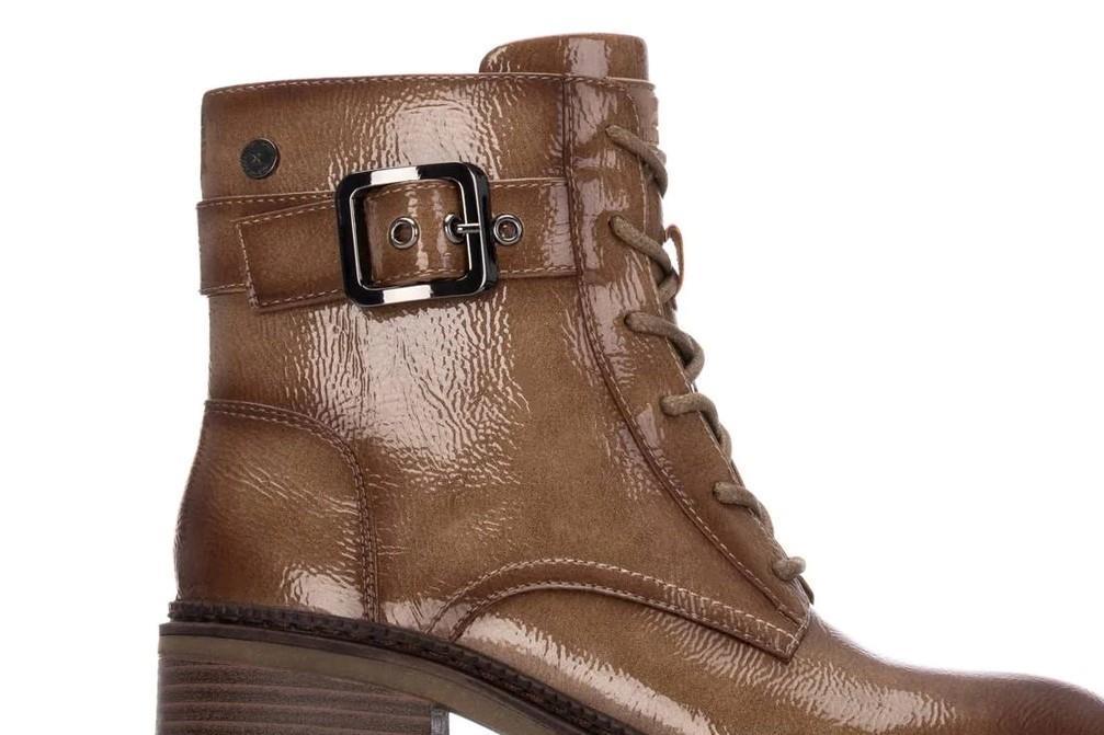 Botines de cordones con tacón XTI 144275 en beige