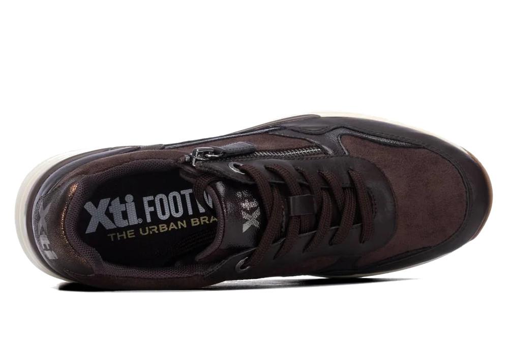 Zapatillas deportivas con cuña mujer XTI 146169 marrón