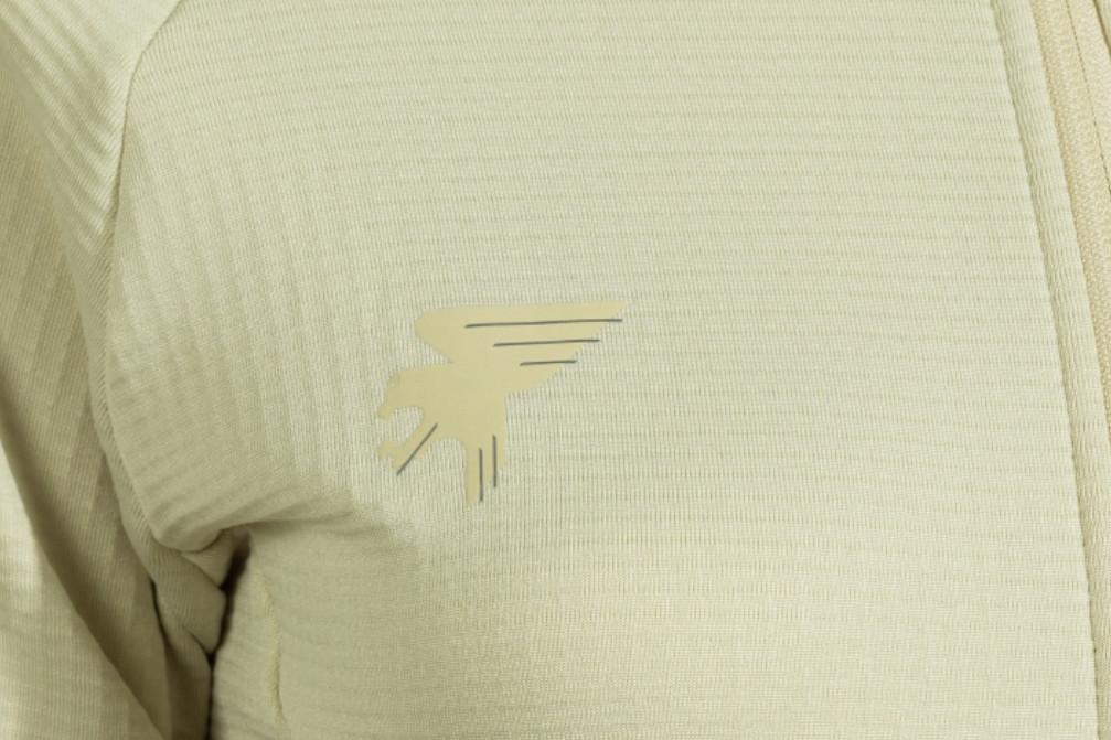 Chaqueta con capucha Joma 902463.009 Explorer en beige