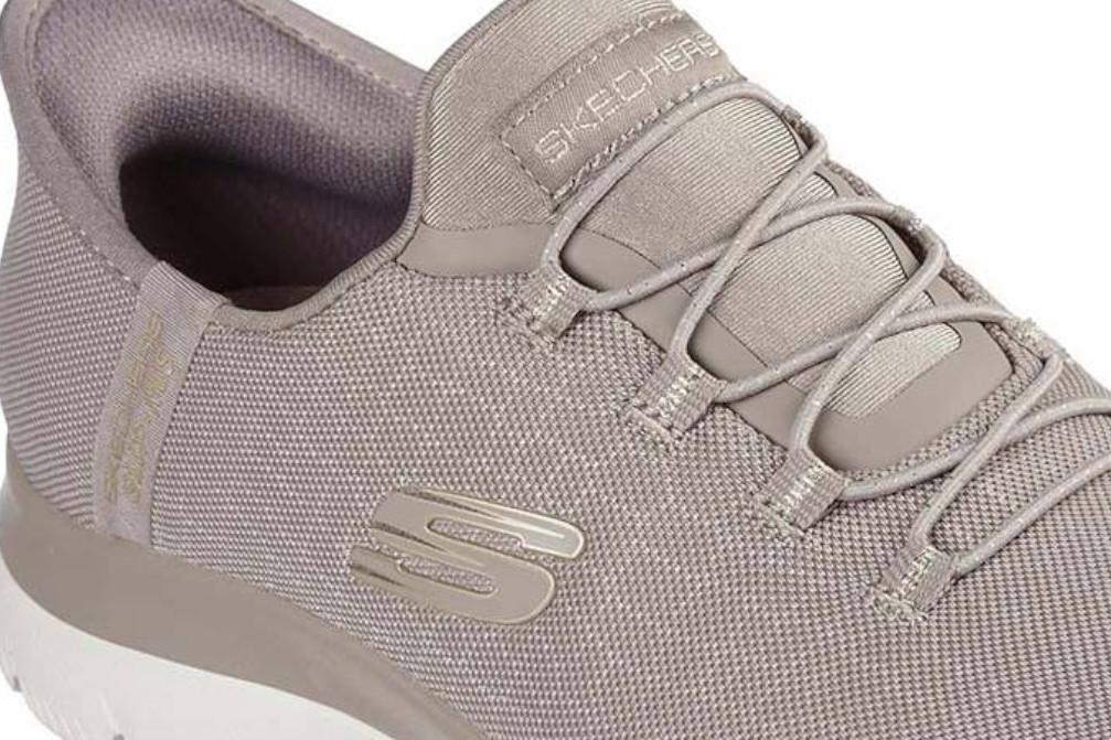Zapatillas deportivas Skechers Slip-ins Arch Fit Summits Luxe Leopard 150128 taupe para mujer