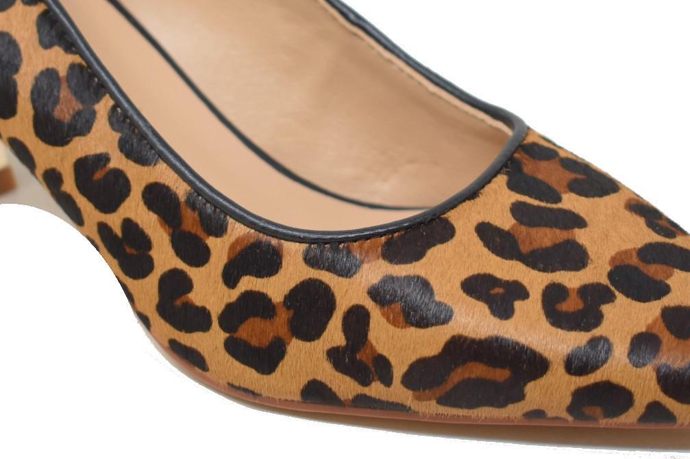 Zapatos de tacón bajo Alma en Pena I250516 en animal print-Zapatos de fiesta
