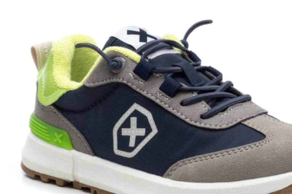 Zapatillas deportivas XTI KIDS 151078 en azul para niño