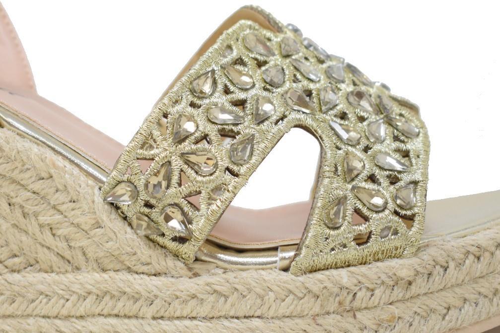 Alpargatas con cuña Isteria 25001 en dorado para mujer