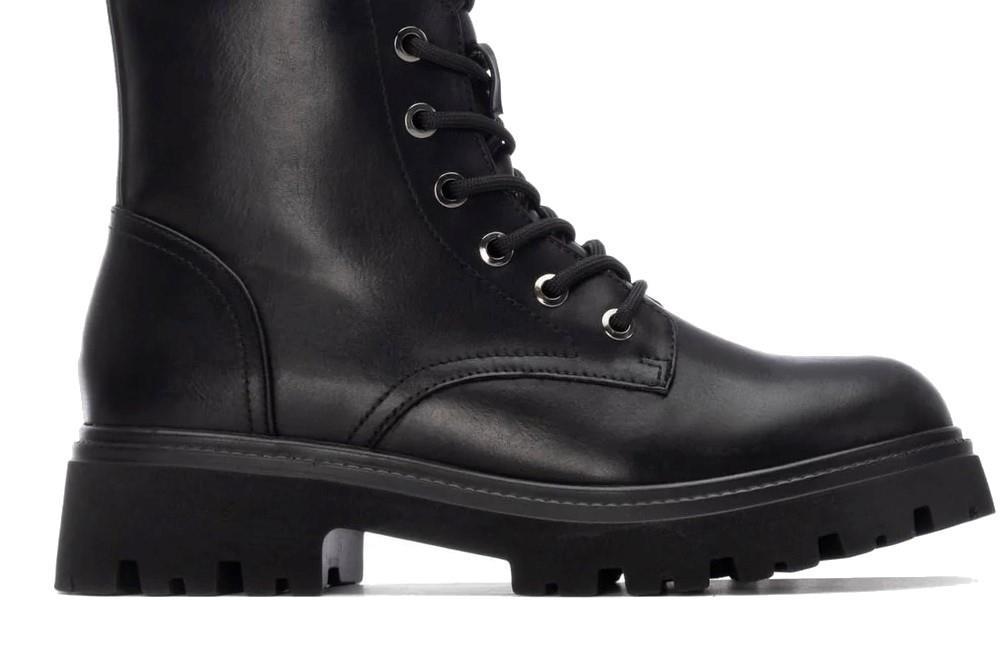 Botines militares XTI 144658 en negro