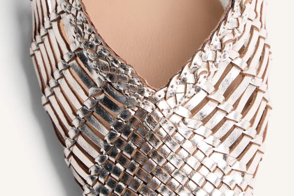 Bailarinas destalonadas de piel trenzada Gioseppo 79220 Maipo platino – elegantes y cómodas