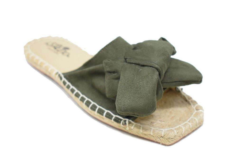 Sandalias planas Isteria 9071 en caqui para mujer