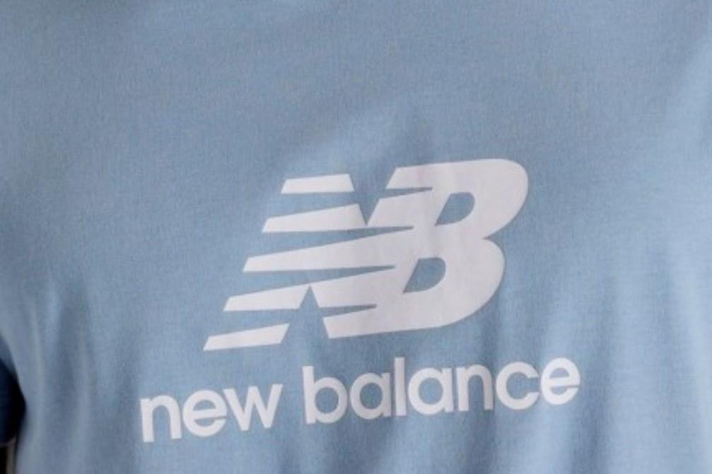Camiseta de manga corta New Balance MT41502 en azul para hombre