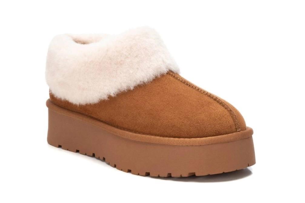 Zapatillas snow XTI 142211 en camel para mujer