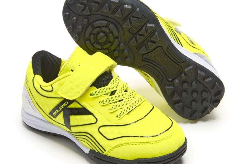 Zapatillas de fútbol sala Kelme Goleiro Elastic Turf 52168 en lima para niños