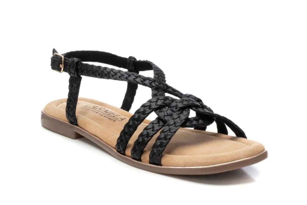 Sandalias planas Carmela 162388 en negro para mujer