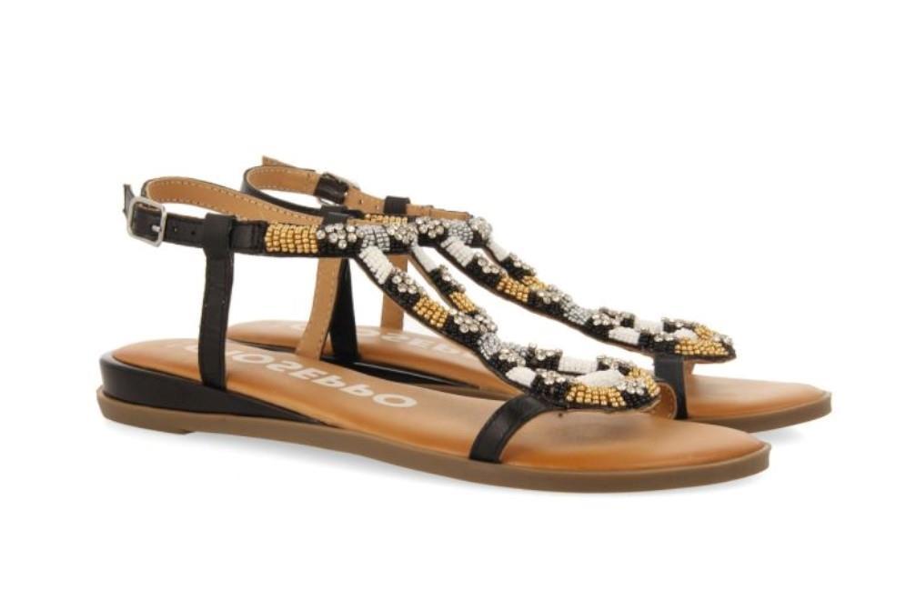 Sandalias planas Gioseppo Mulion 72027 en negro para mujer