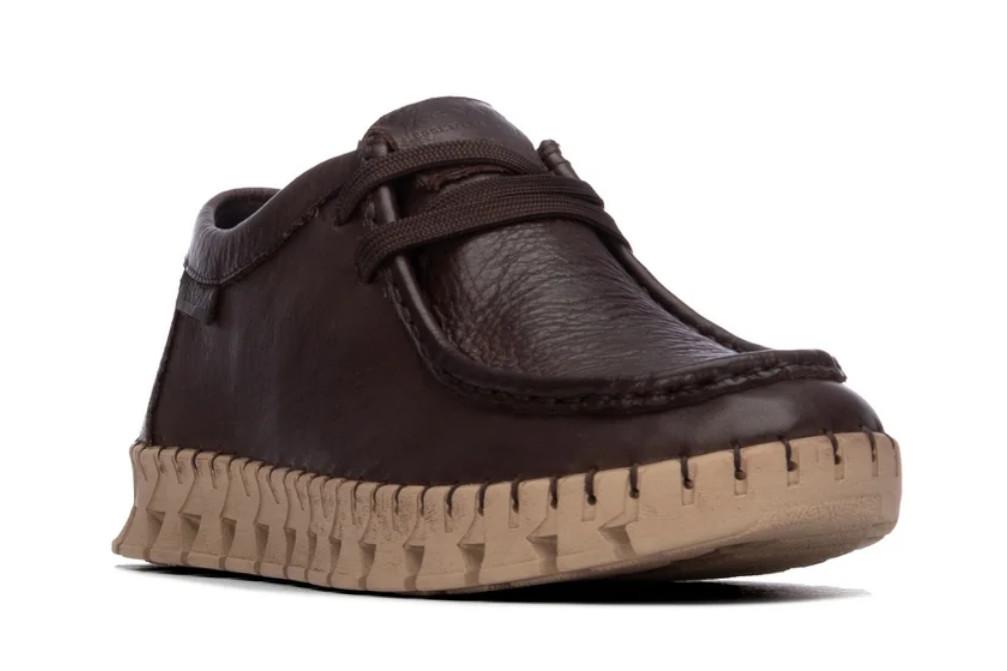 Zapatillas deportivas planas de piel para mujer Carmela 164393 marrones