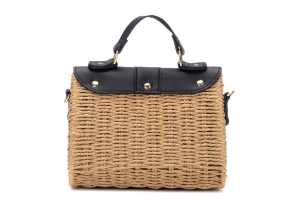 Bolso Bandolera Mujer XTI 184607 negro– Estilo Mimbre con Solapa y Cierre Clip Vegano