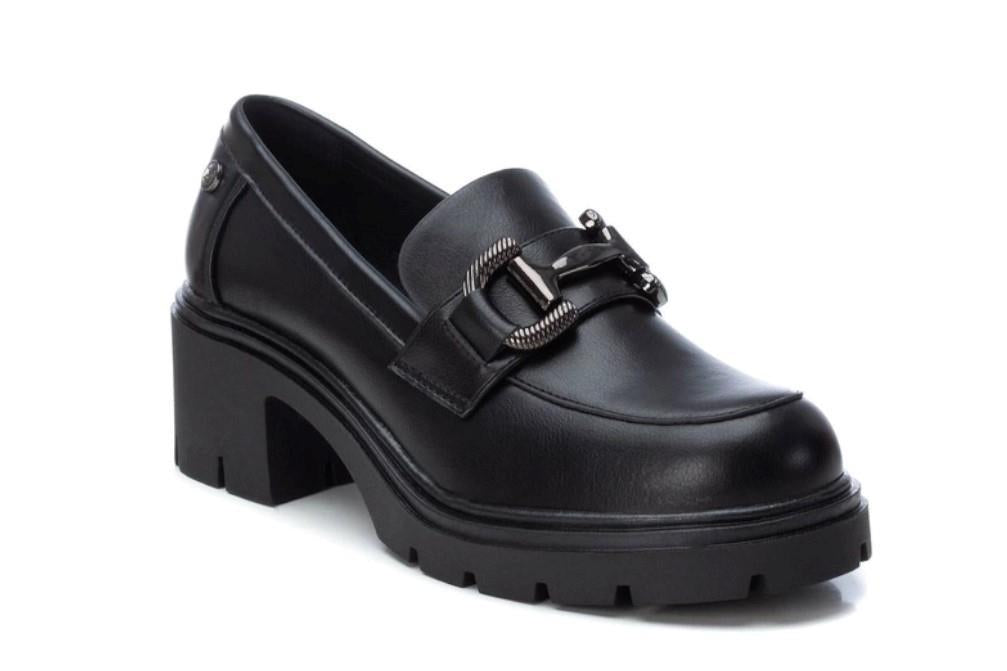 Mocasines XTI 143105 en negro para mujer