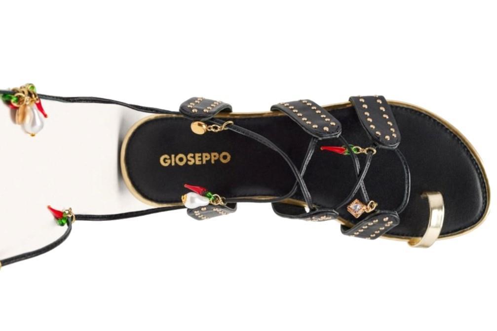 Sandalias planas boho Gioseppo IONE en negro para mujer