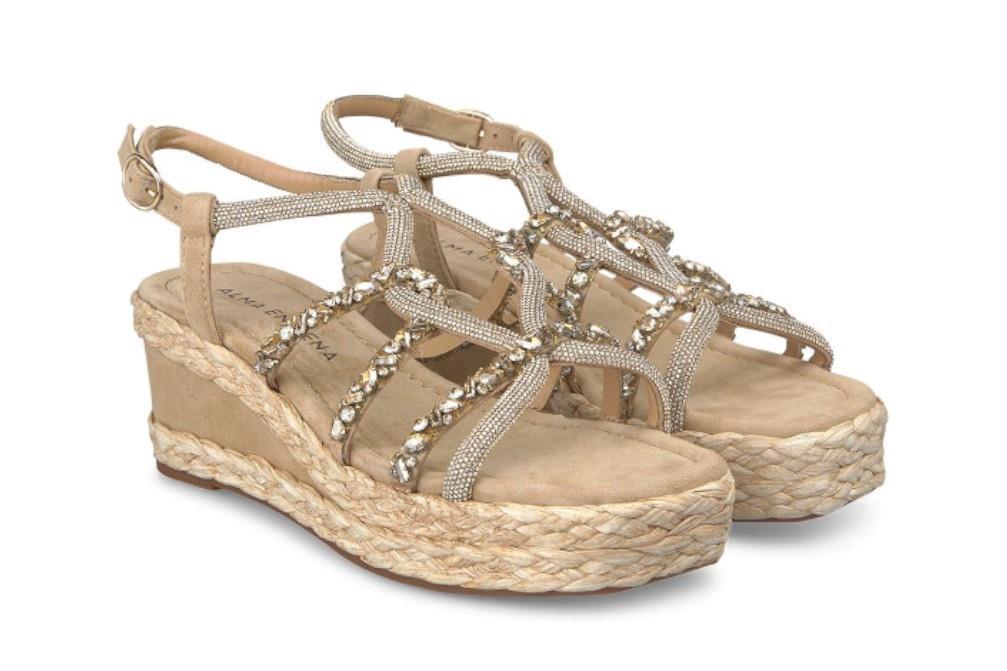 Sandalias con cuña Alma en Pena V241012 en sand