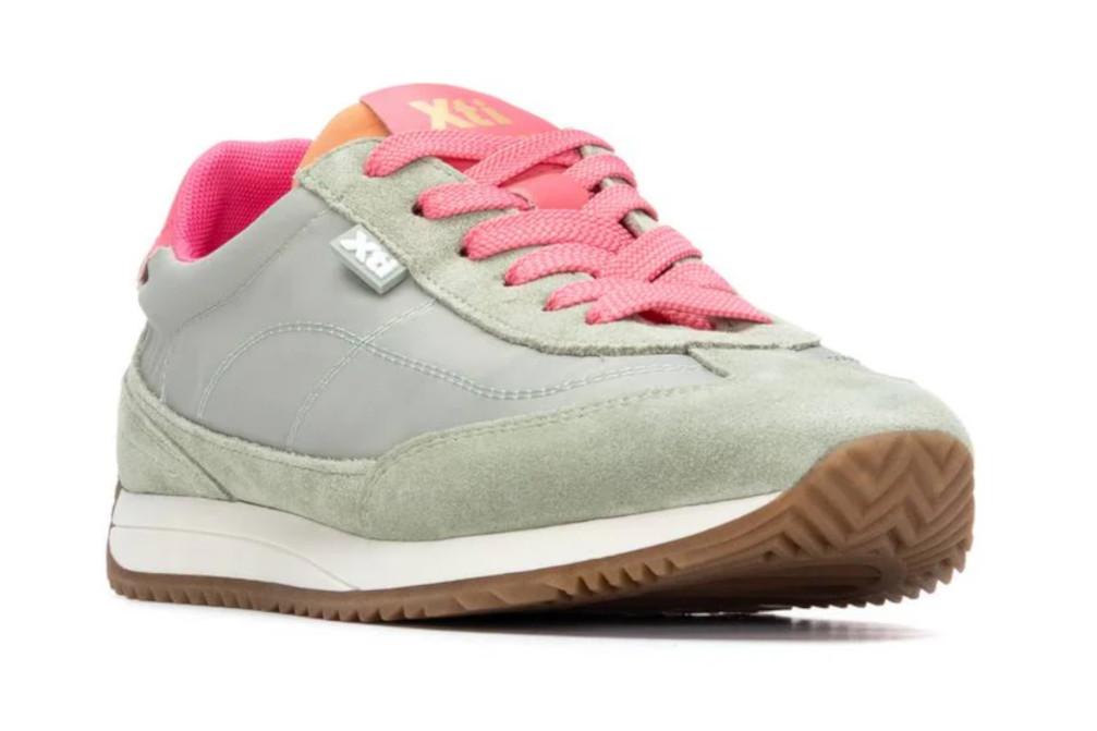 Zapatilla de mujer plana XTI 14520902 textil con cordones casual cómoda verano
