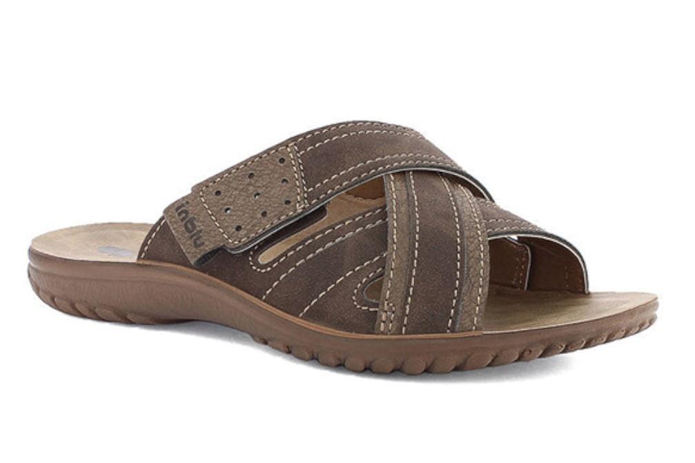 Sandalias planas inblu FN000105 en marrón para hombre