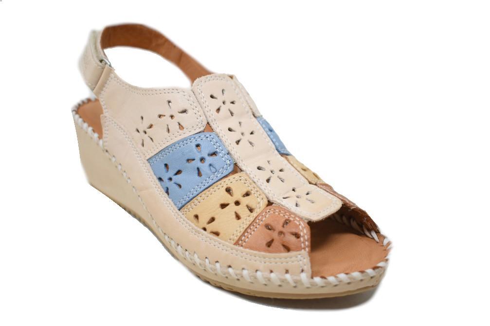 Sandalias con cuña Erase 793-60 en color hielo para mujer