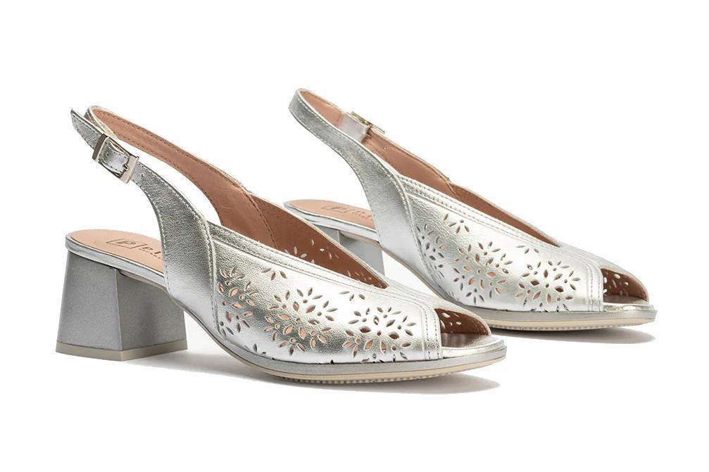 Zapatos destalonados Pitillos 10532 en plata para mujer