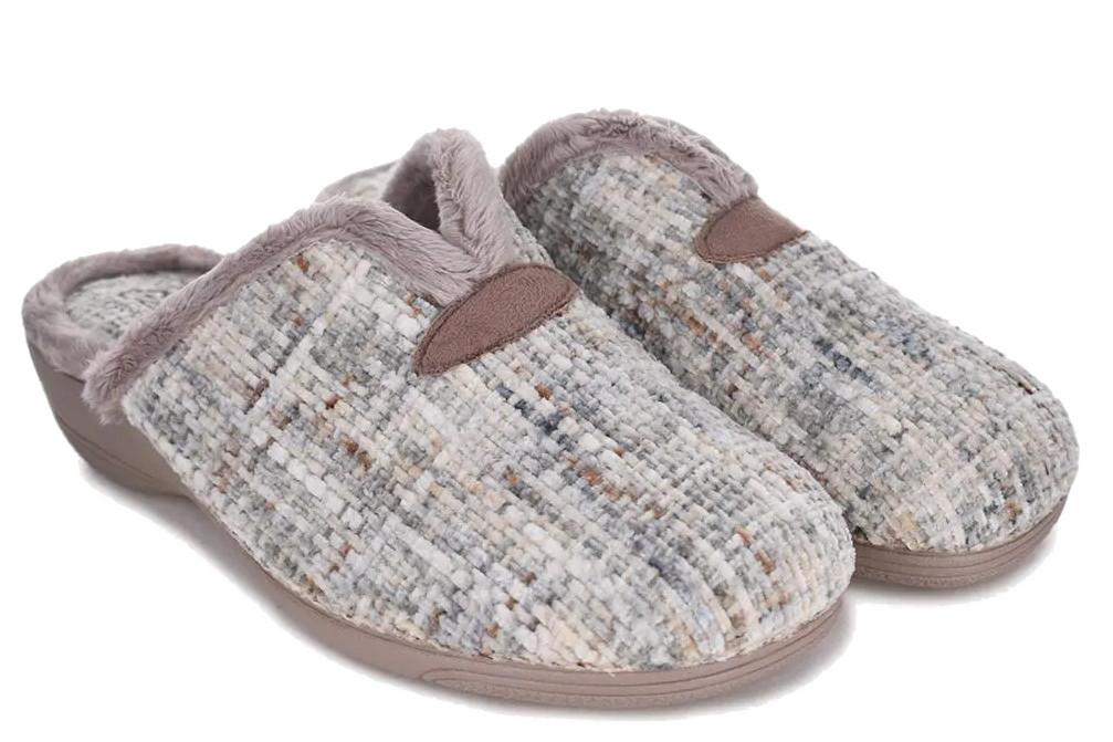 Zapatillas de casa Cabrera 5646 taupe con cuña para mujer