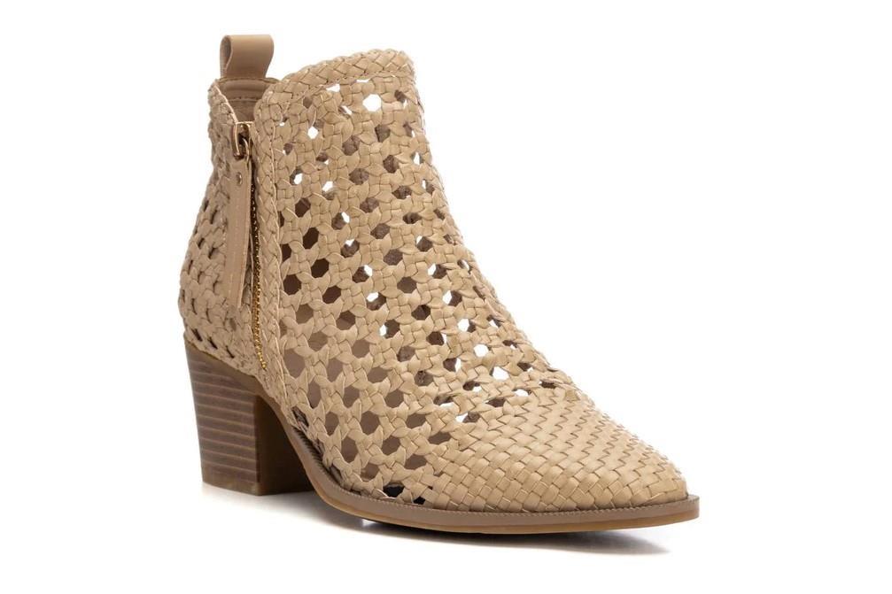 Botines de verano Carmela 162344 en beige para mujer