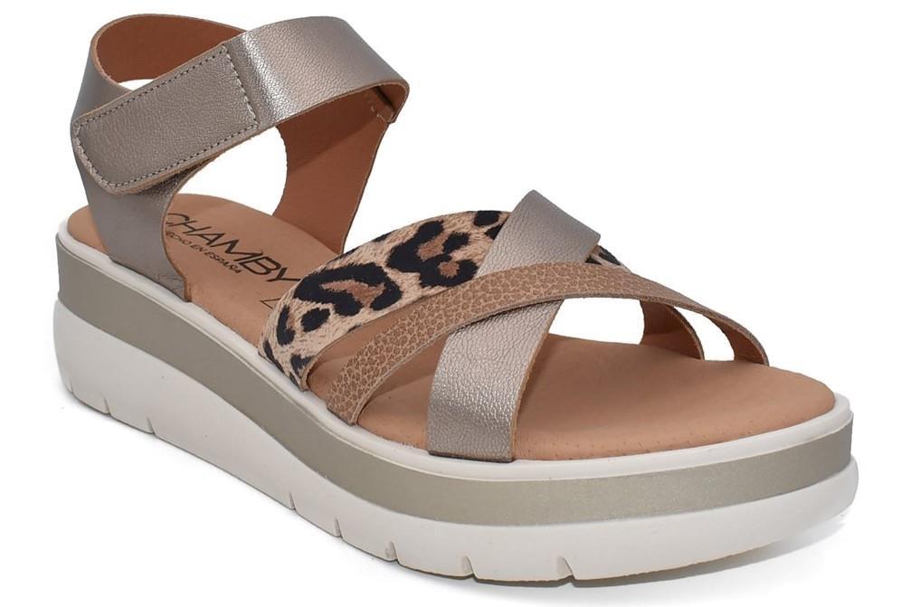 Sandalias con cuña Chamby 912 en titán para mujer