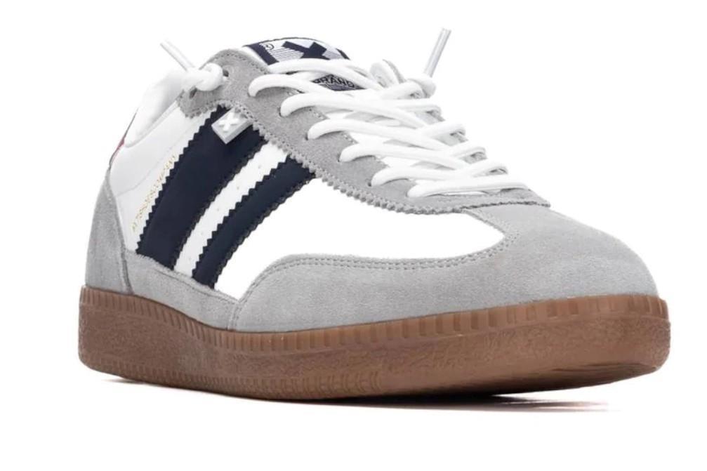 Zapatillas deportivas casuales XTI 144151 en color blanco